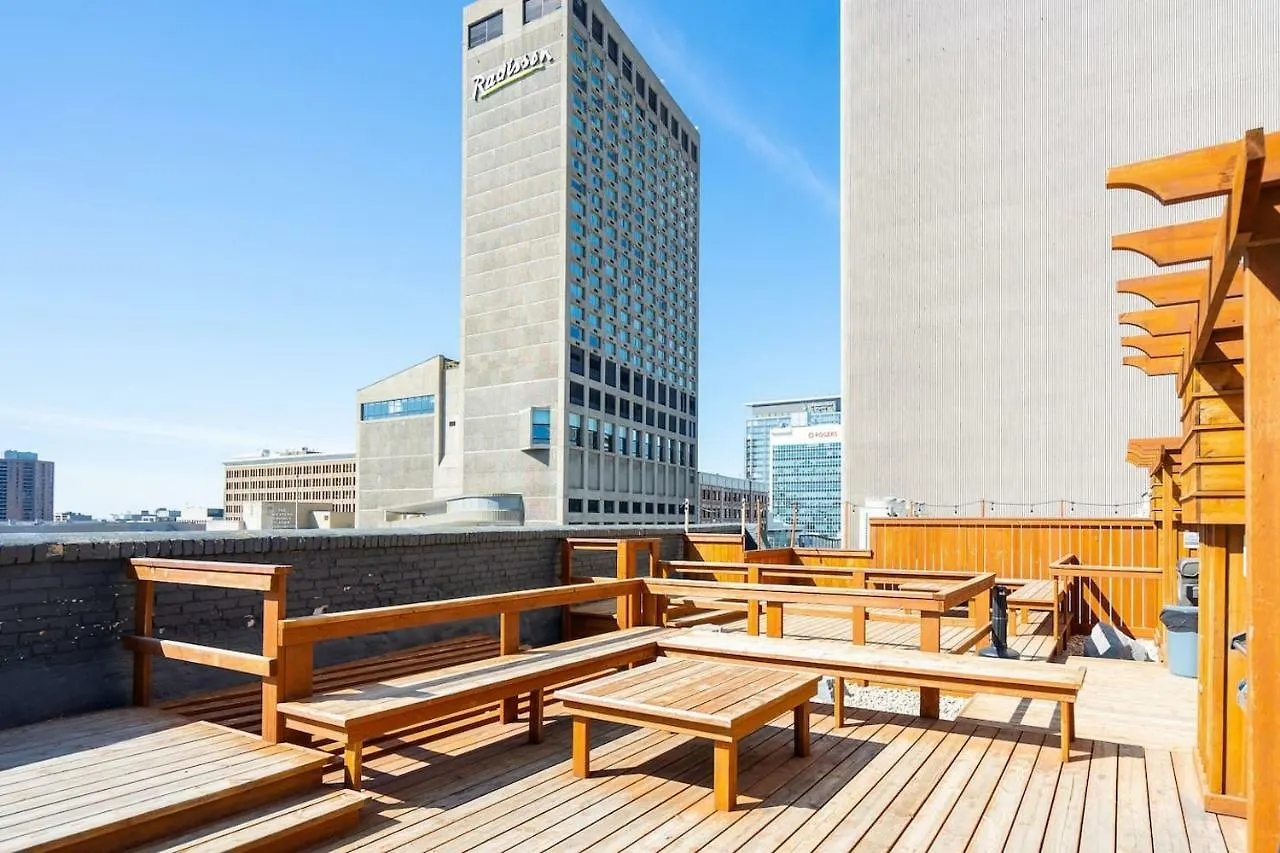 Premium Downtown Loft - W/Rooftop Patio, Gym & More Hotel Winnipeg Apartment