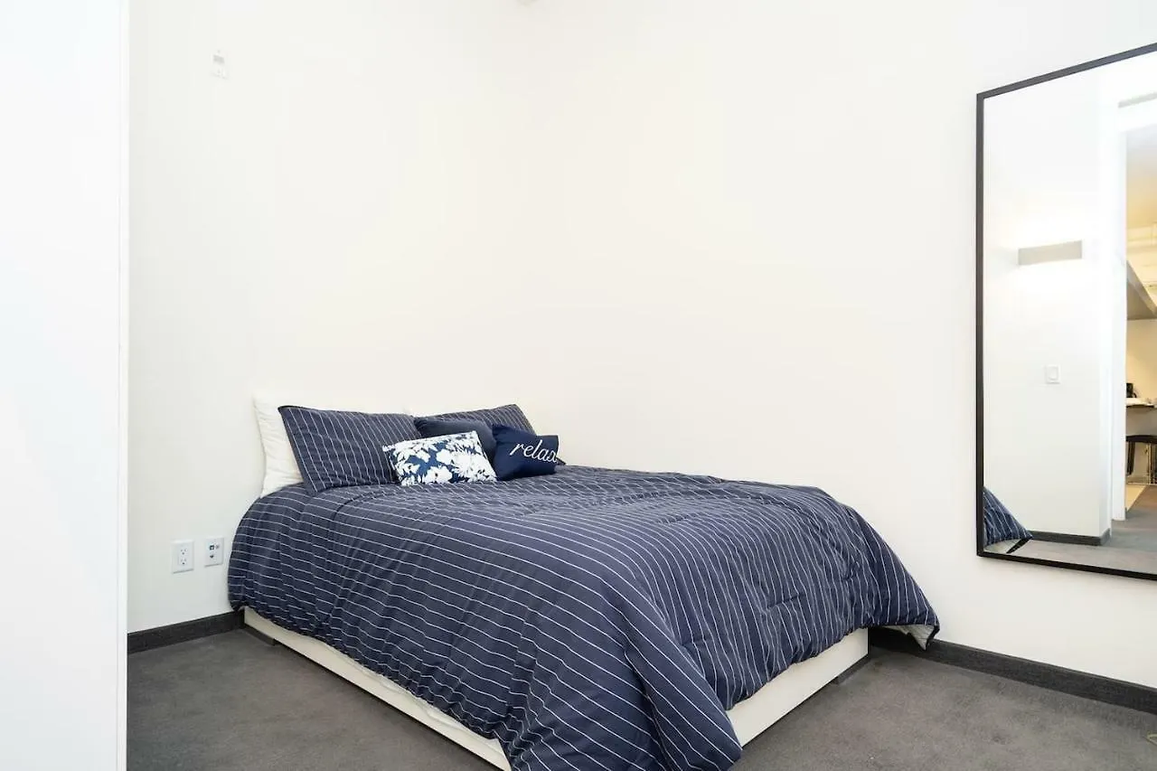 Apartment Premium Downtown Loft - W/Rooftop Patio, Gym & More Hotel Winnipeg Canada