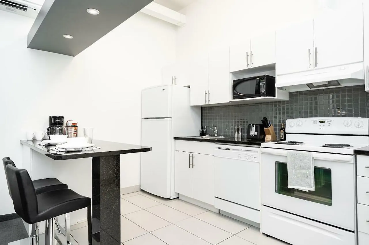 Premium Downtown Loft - W/Rooftop Patio, Gym & More Hotel Winnipeg Apartment